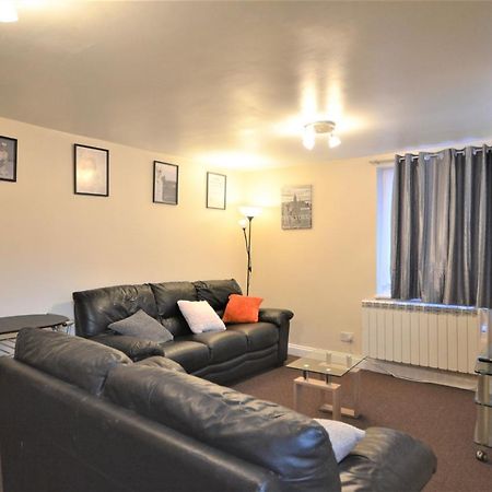 London Zone 2 Lovely 4 Bedroom Apartment - 3 Trowbridge Road Εξωτερικό φωτογραφία