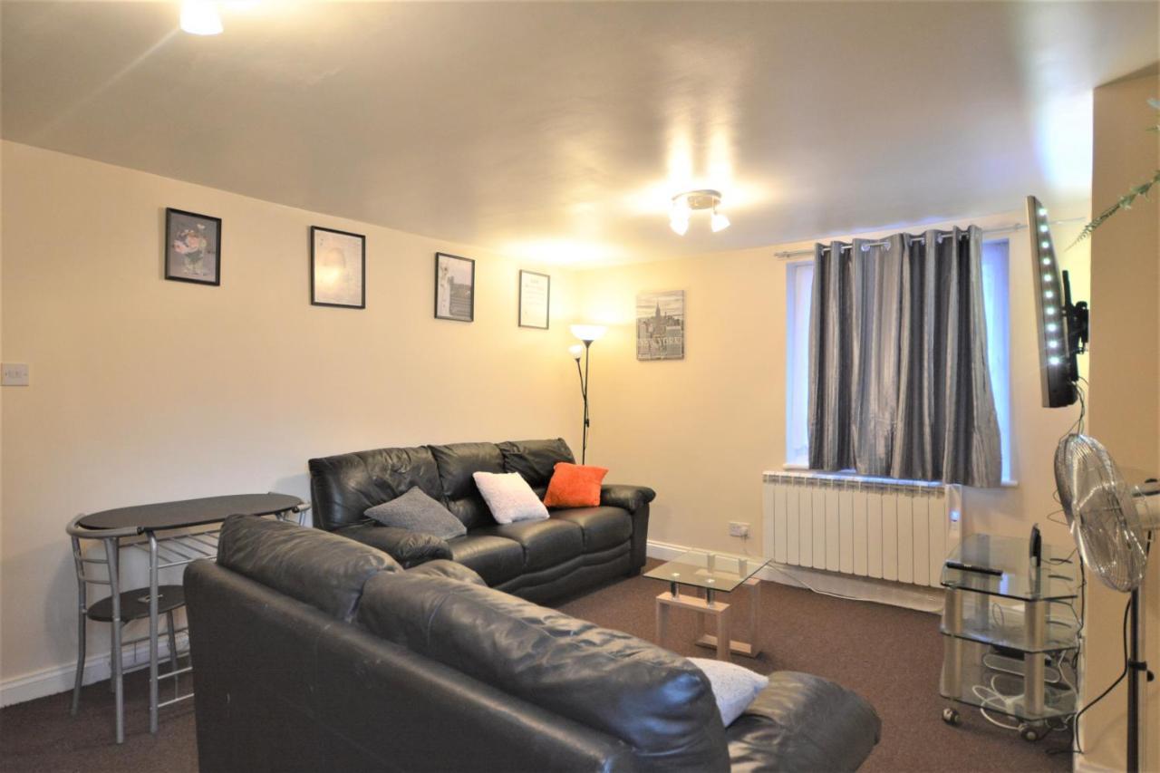 London Zone 2 Lovely 4 Bedroom Apartment - 3 Trowbridge Road Εξωτερικό φωτογραφία