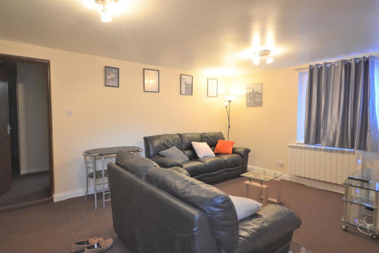 London Zone 2 Lovely 4 Bedroom Apartment - 3 Trowbridge Road Εξωτερικό φωτογραφία