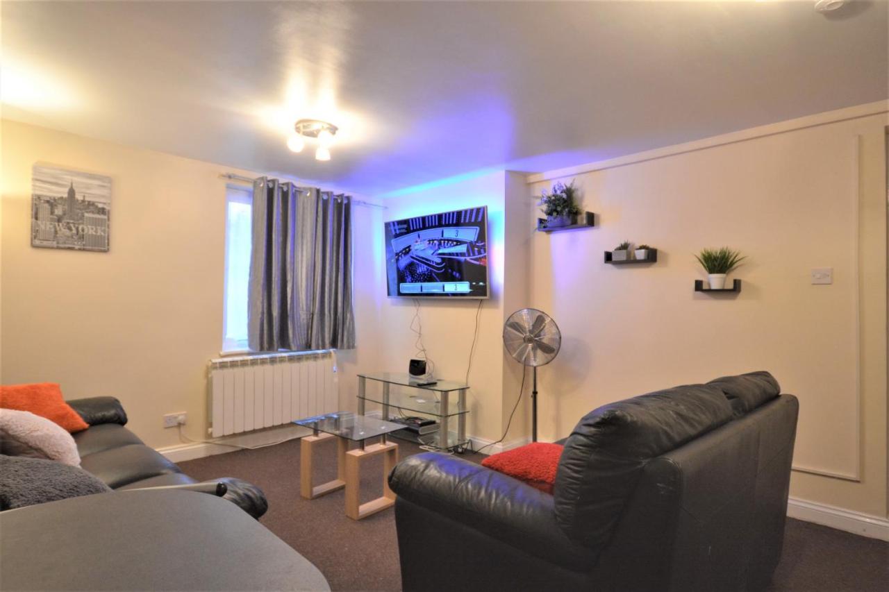 London Zone 2 Lovely 4 Bedroom Apartment - 3 Trowbridge Road Εξωτερικό φωτογραφία